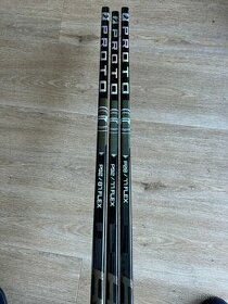 Hokejka Bauer PROTO R, pravá, P28 i P92, flex 70, 77 a 87