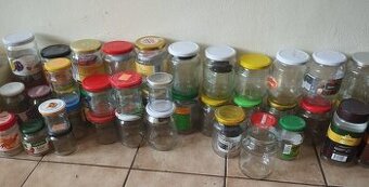 Zavařovací sklenice se šroubovacím uzávěrem a plechové dózy