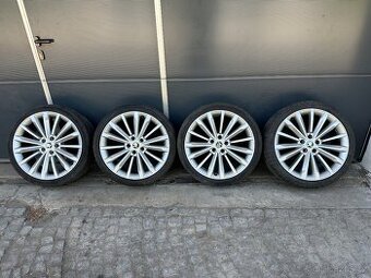 Alu kola Škoda Superb III 5x112 235/35 r19