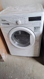 Pračka Whirpool přední plnění