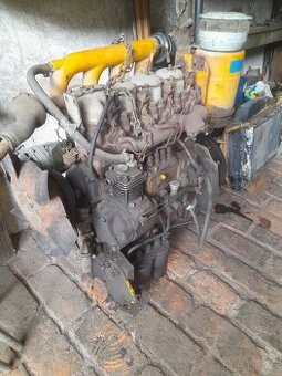 Prodám motor Zetor 6901