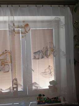 Záclona se stavebními stroji