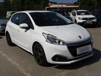 Peugeot 208 1.6HDi , 55 kW nafta, 2016