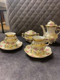 Perletovy porcelan