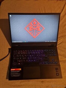 HP OMEN 15 - i5/ RTX 2060 6GB , 144Hz