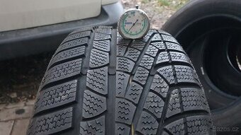 2x Zimní Pneu 235/55 R17 Pirelli 2010 RunFlat