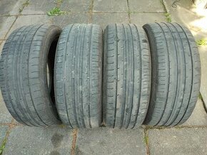 Falken 215/50/18 sada