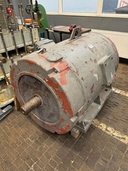 Elektromotor 200kW 740 ot