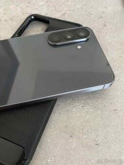 Prodám Galaxy A56 256GB v top stavu v komplet balení