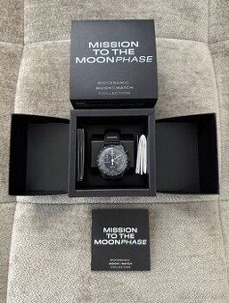 Omega x Swatch Moonswatch mission to moonphase SNOOPY BLACK