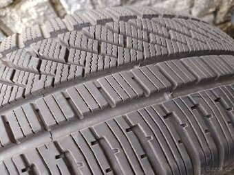 Zimní pneumatiky 215/60R16