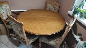 Rustikální stůl se židlemi