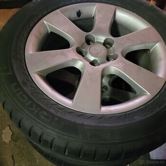 Prodám  kola 18 obuté letní  gumy 235 /60