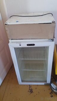 Prodám prosklenou lednici malou