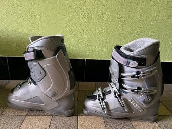 Dámské Lyžáky TECNICA vel. 40 (255)