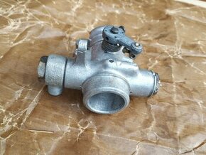 Karburátor předválečný