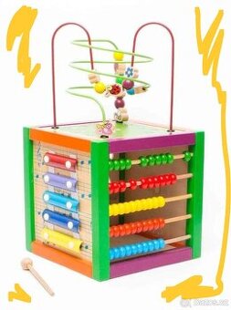 Nová dřevěná kostka s aktivitami, Woody