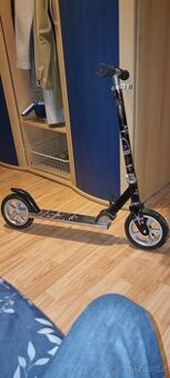 Prodám koloběžku v perfektním stavu.