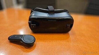 VR brýle Samsung Gear VR + bezdrátový ovladač (SM-R32x)