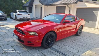 FORD MUSTANG 3.7 PREMIUM 2013 PONY