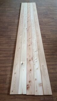 Dřevěné palubky Modřín