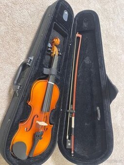 Housle 1/8