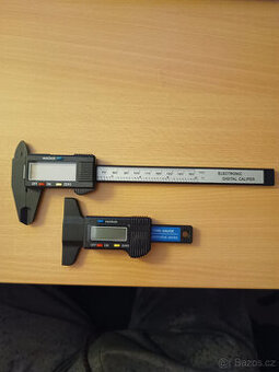 Digitální měřidla