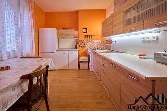Pronájem bytu 2+1 ve Velkých Opatovicích