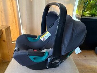 Britax Römer Baby safe 3 i-size