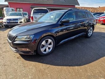 Škoda Superb 3 Combi 2,0TDI 110KW NAVIGACE VÝHŘEV SEDADEL