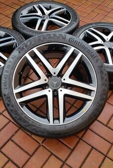 Letní sada MERCEDES W447 5x112 R19 pneu 245/45/19 V-class