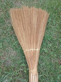 Přírodní košťátko