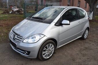 Mercedes-Benz A180 AUTOMAT,PO SERVISU