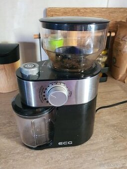 ECG mlýnek na kávu