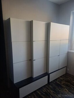 Skříně do pokoje