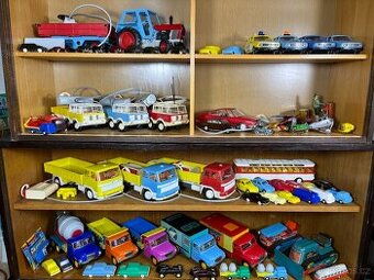 SBÍRÁM STARÉ HRAČKY a HRY všeho druhu 🚗🧸🚂🎲🎮