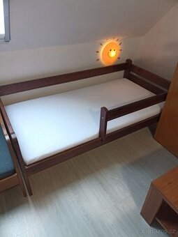 Dětská postel