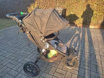 Sportovní kočárek Baby Jogger City Elite