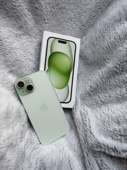 iPhone 15, 256GB, Green