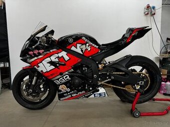 Okruhova Yamaha R6