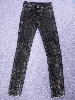 Úzké džíny, vel. 34
