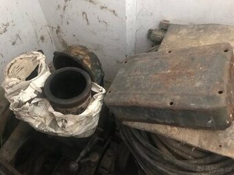 Prodám polomotor na Zetor 25