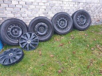 Zimní pneu s disky 215 /60 R16 Karoq 5x112