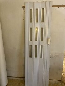 Shrnovací dveře 70 cm