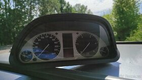 Mercedes b w245 nebo a w169 budíky - 1