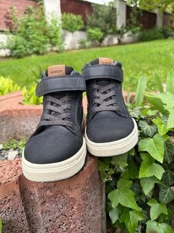 Černá chlapecká kotníková obuv Geox Flexyper vel. 34
