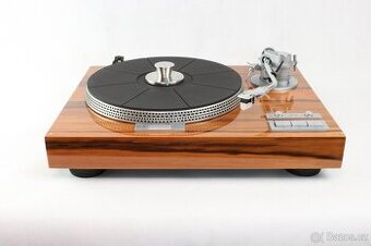 Gramofón YAMAHA YP-D7