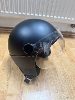 HELMA VESPA VISOR 4.0 ČERNÁ - 1