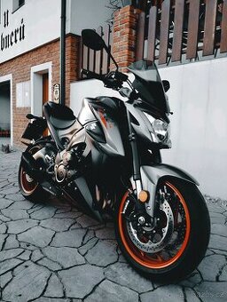 Suzuki GSX-S 1000 - 1