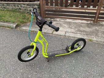 Koloběžka MAU Lime